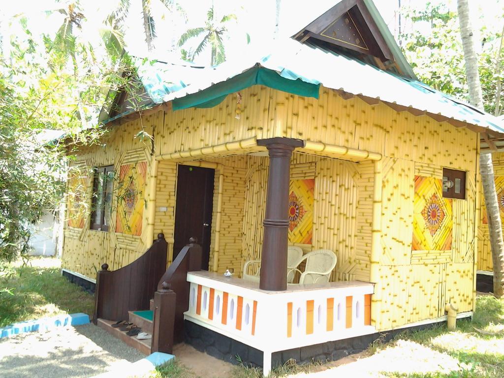 Hotel La Mirban Varkala Zimmer foto